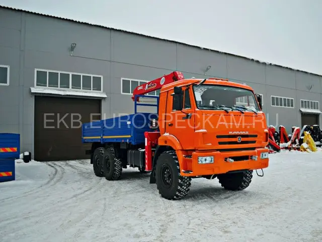 КАМАЗ 43118 бортовой с КМУ UNIC URV 504